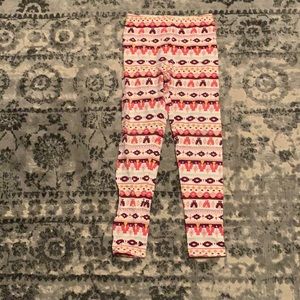 never worn pants with print